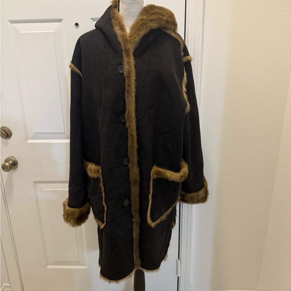 Women’s  Coat with Brown Trim